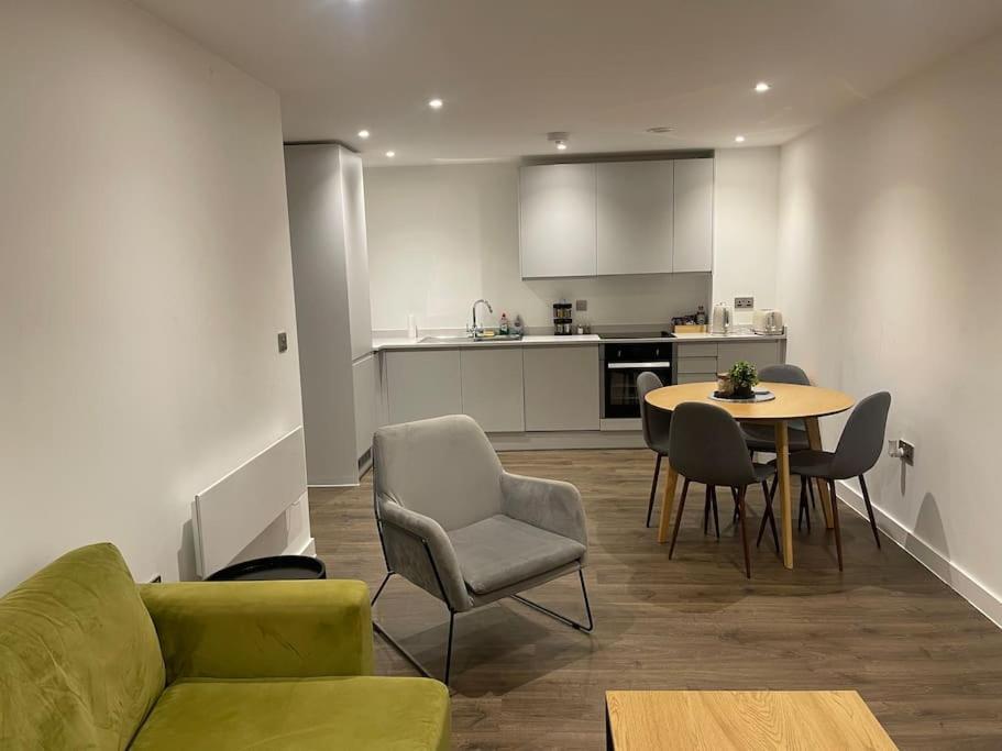 Luxury 2 Bedroom Apartment In The Heart Of Manchester Exteriör bild